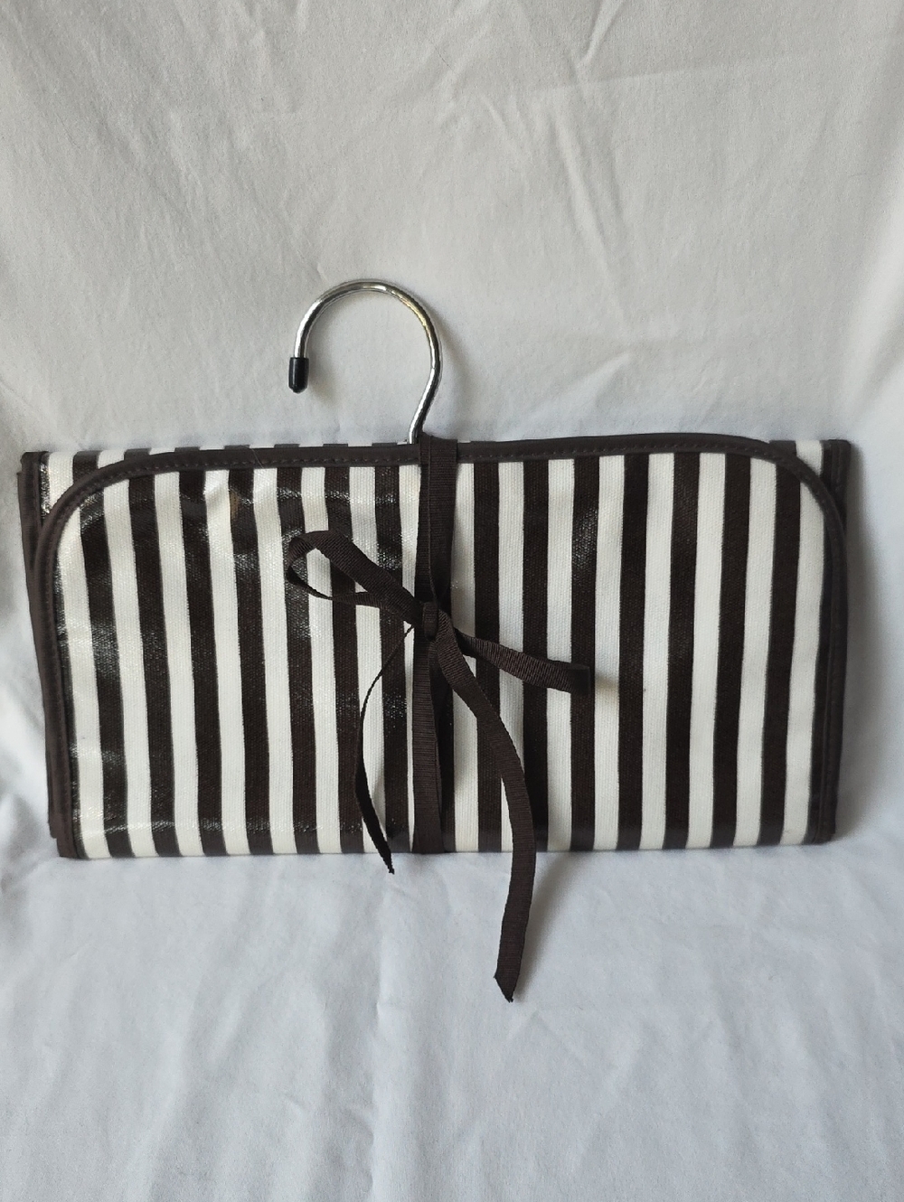 Henri Bendel Iconic Brown and White Striped Travel Jewelry Roll